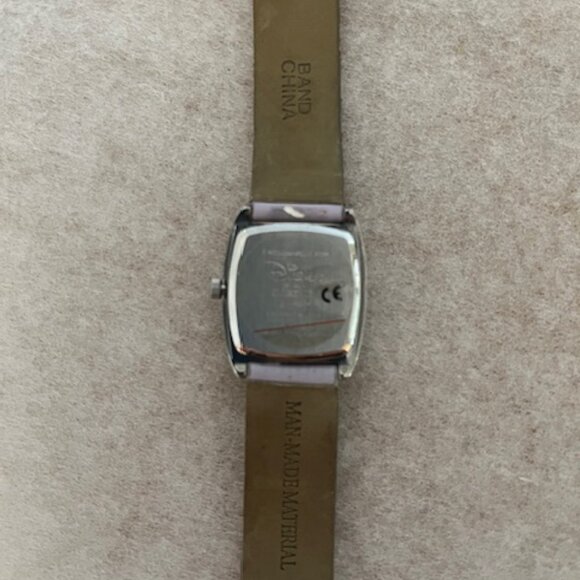 Disney princess watch. Belle, Ariel and Aurora on the face with silver bezel - Picture 3 of 4